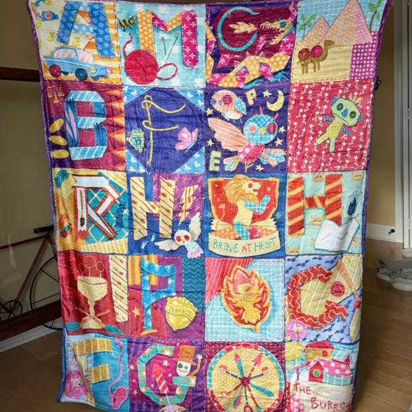 BRAND NEW Harry Potter LitJoy Crate Patchwork Blanket - Picture 1 of 3